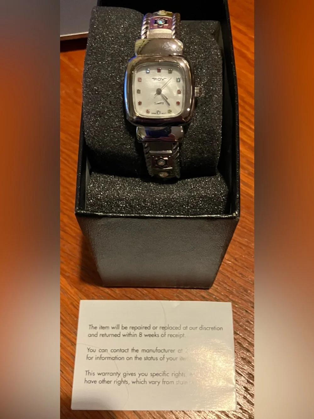 P.O.V. quartz hinged